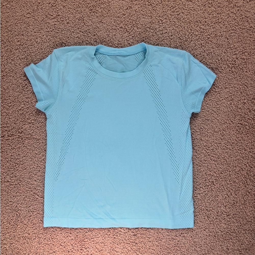 lululemon train to be short sleeve